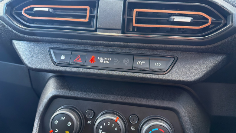 Dacia Sandero Stepway 1.0 TCe Essential 5dr Petrol Hatchback